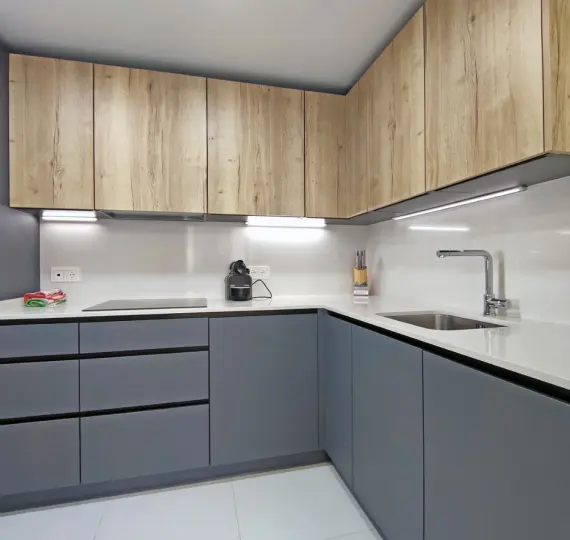 Middle floor apartment R5144254