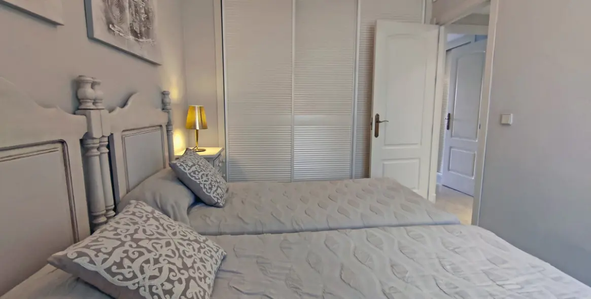 Долгосрочная аренда апартаментов на среднем этаже в Marbella (район Puerto Banús) 7