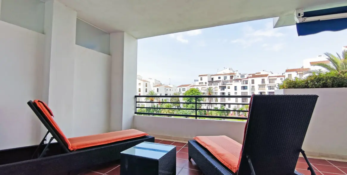 Долгосрочная аренда апартаментов на среднем этаже в Marbella (район Puerto Banús) 10