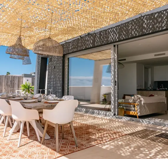 Short-term rent of penthouse in Estepona