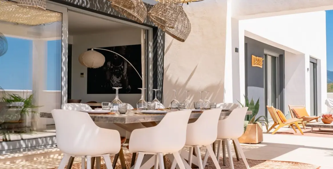 Short-term rent of penthouse in Estepona 12