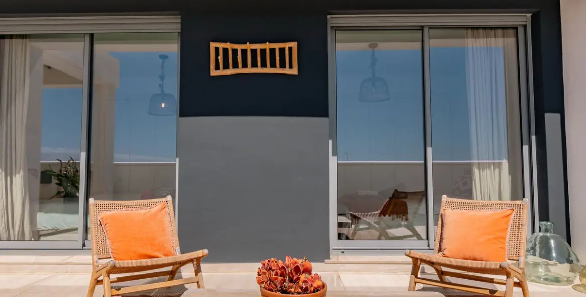 Short-term rent of penthouse in Estepona 17