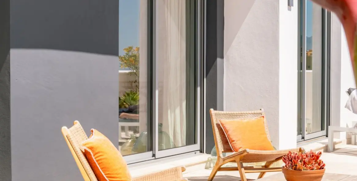 Short-term rent of penthouse in Estepona 18