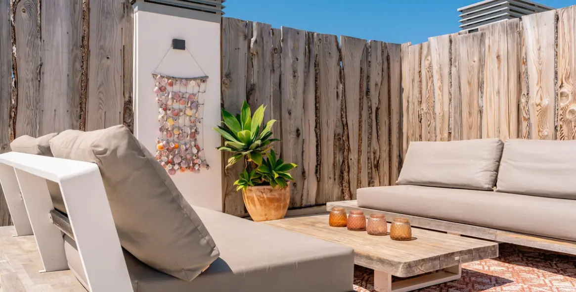 Short-term rent of penthouse in Estepona 23