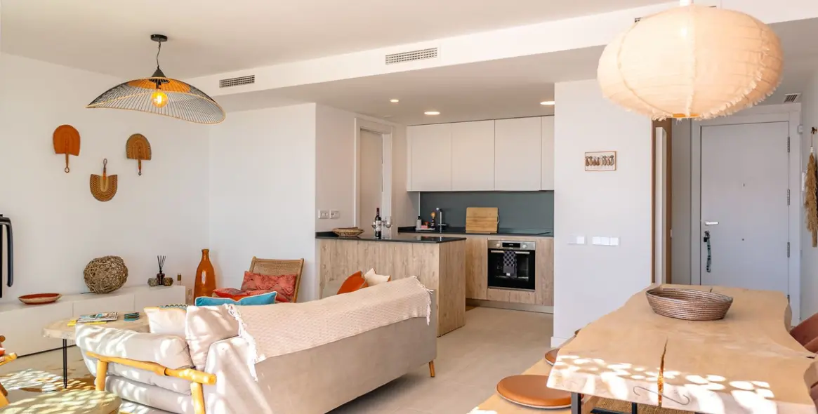 Short-term rent of penthouse in Estepona 26