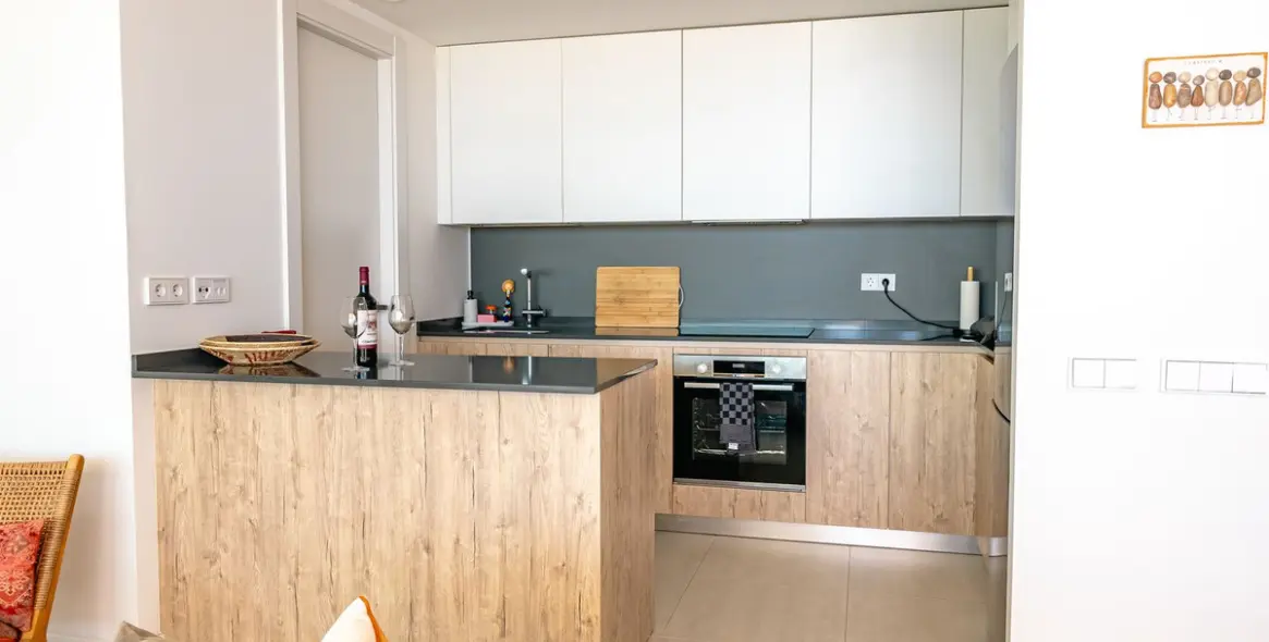 Short-term rent of penthouse in Estepona 34