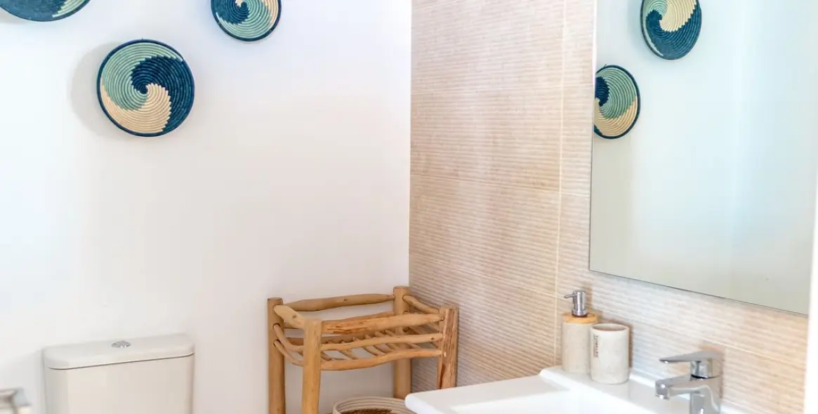 Short-term rent of penthouse in Estepona 54