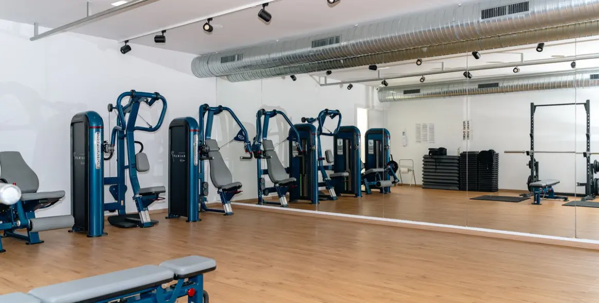 Short-term rent of penthouse in Estepona 75