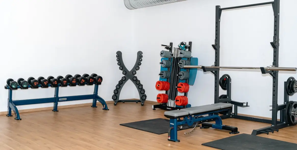 Short-term rent of penthouse in Estepona 76