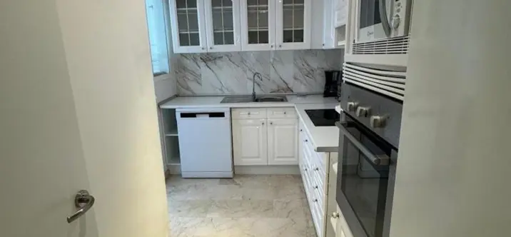 Middle floor apartment R4934089 1