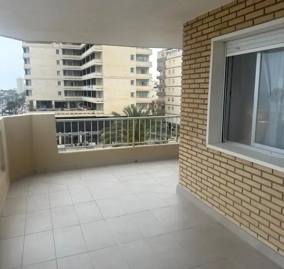 Долгосрочная аренда апартаментов на среднем этаже в Los Boliches