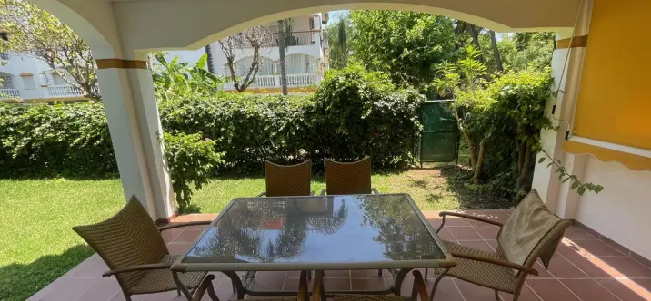 Долгосрочная аренда апартаментов на первом этаже в Nueva Andalucía 3