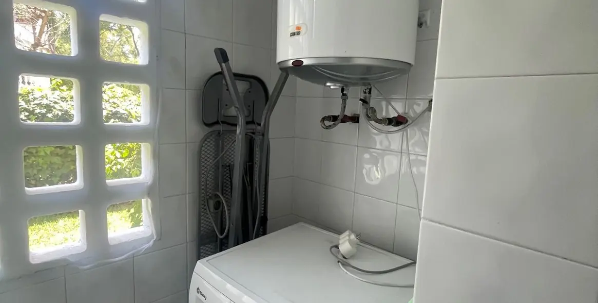 Alquiler a largo plazo de apartamento en planta baja en Nueva Andalucía 7