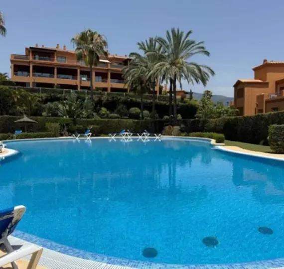 Long-term rent of ground floor apartment in Estepona