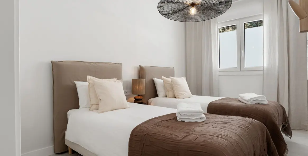 Долгосрочная аренда апартаментов на первом этаже в Estepona 10