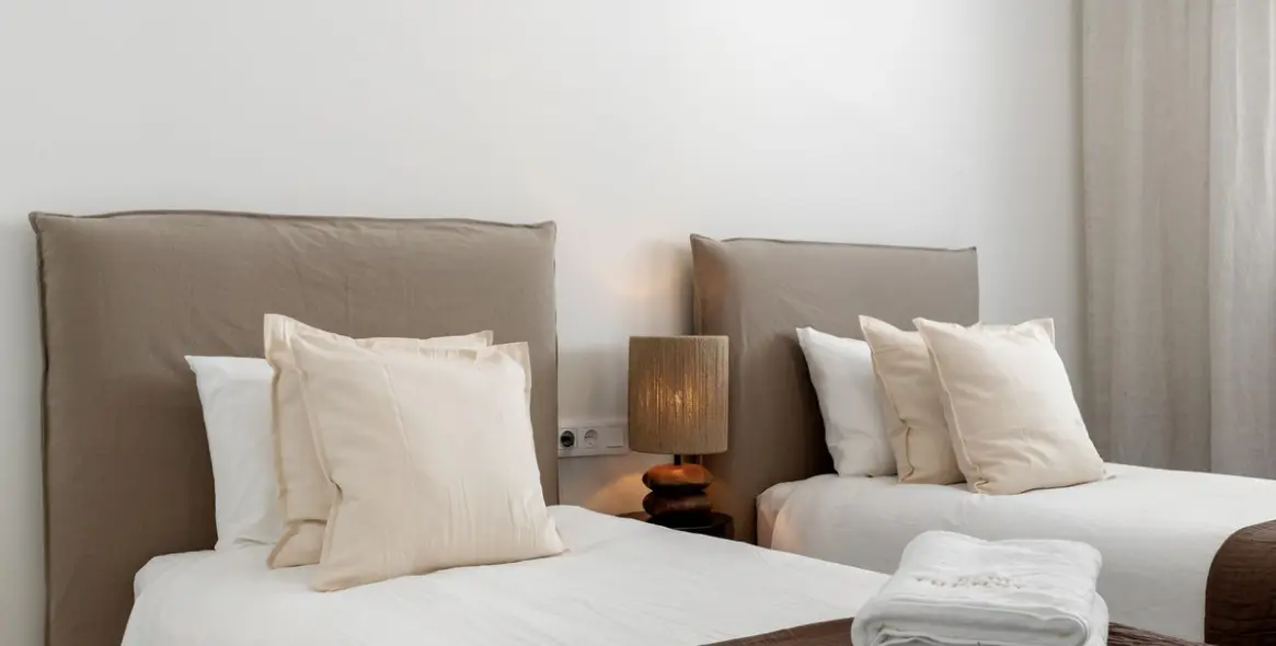 Долгосрочная аренда апартаментов на первом этаже в Estepona 15