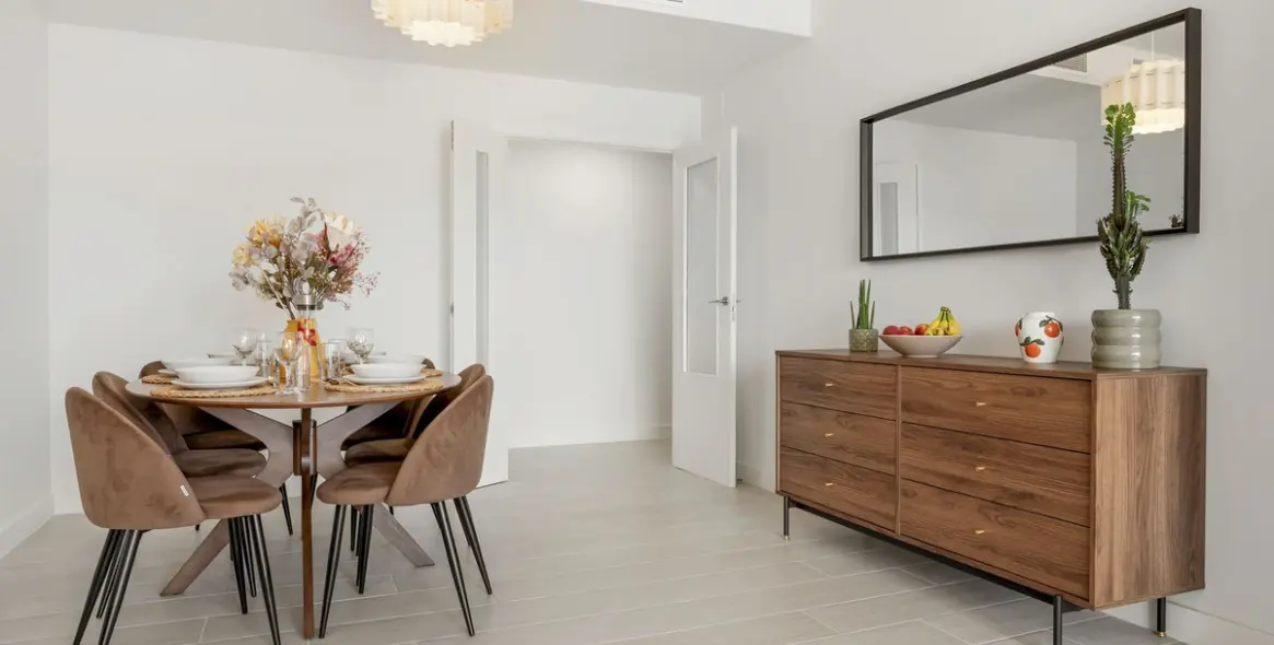 Alquiler a largo plazo de apartamento en planta media en Estepona 15