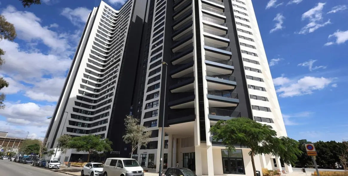 Long-term rent of middle floor apartment in Martiricos 1