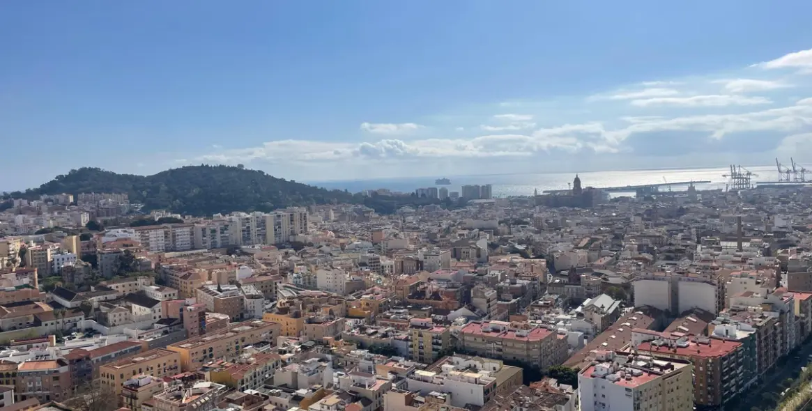 Long-term rent of middle floor apartment in Martiricos 2