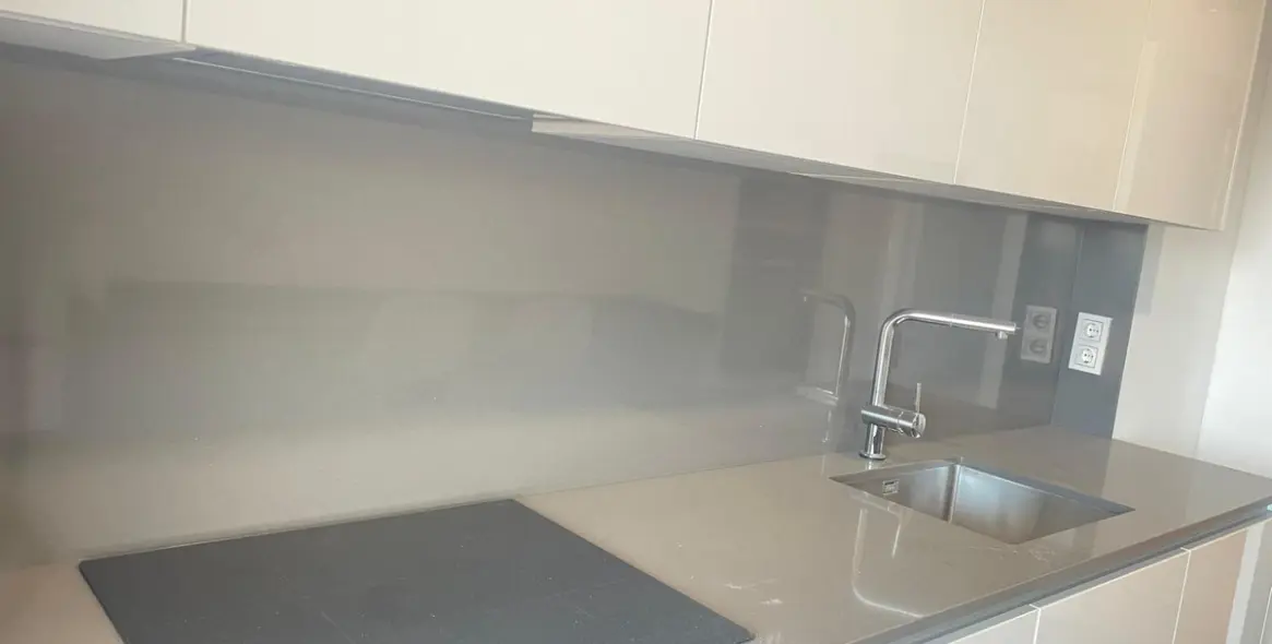 Long-term rent of middle floor apartment in Martiricos 13