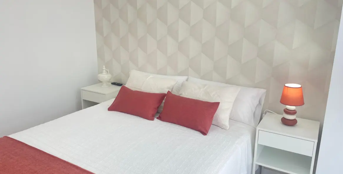 Long-term rent of middle floor apartment in Martiricos 15