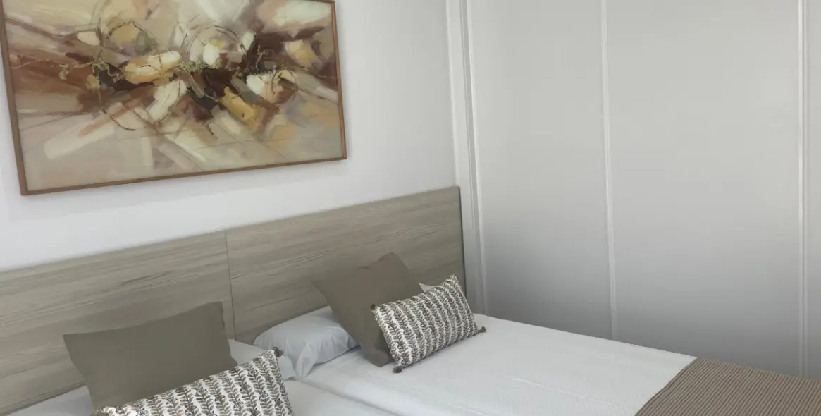 Long-term rent of middle floor apartment in Martiricos 19