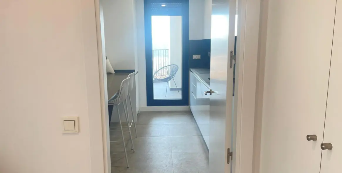 Alquiler a largo plazo de apartamento en planta media en Martiricos 30