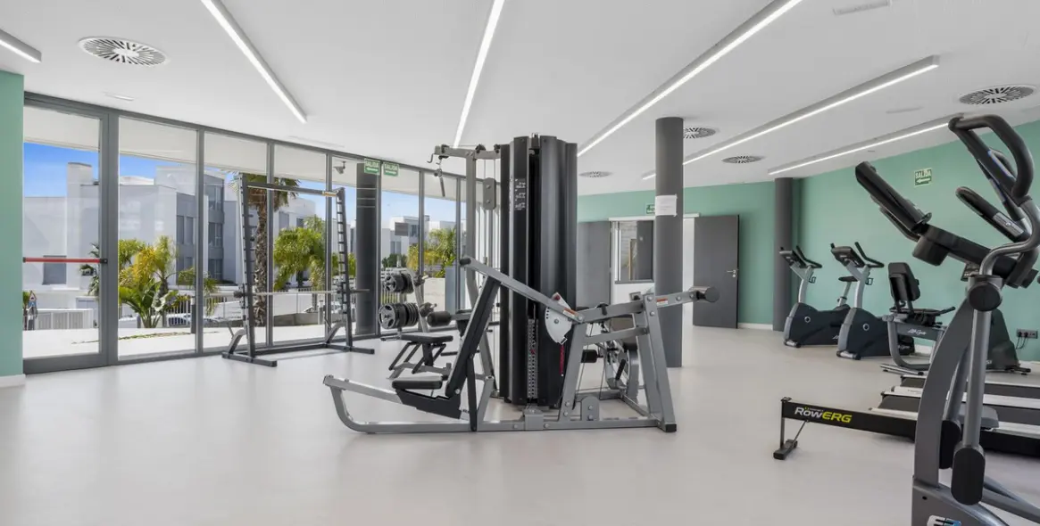 Long-term rent of ground floor apartment in Estepona 10