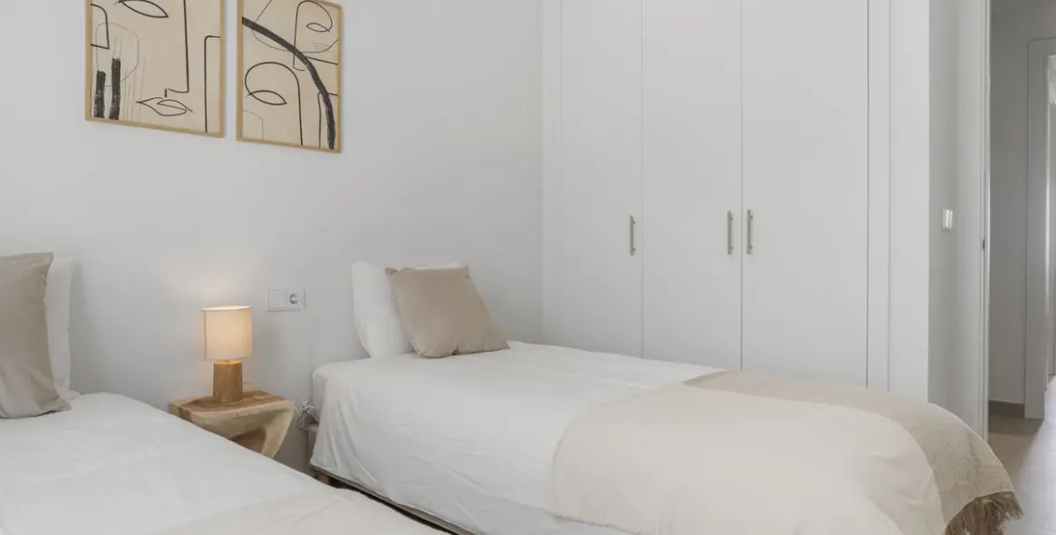 Long-term rent of ground floor apartment in Estepona 13