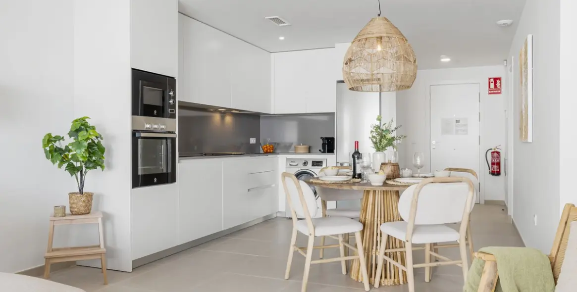 Long-term rent of ground floor apartment in Estepona 17