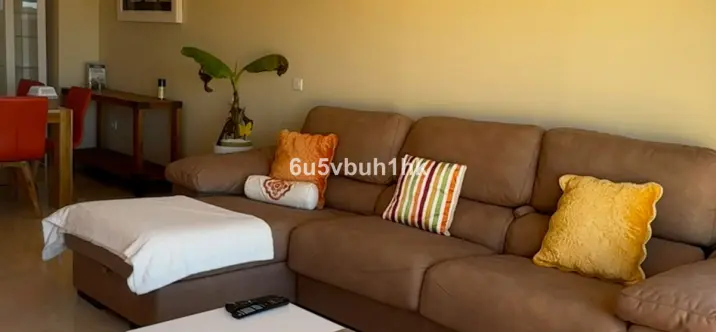 Long-term rent of middle floor apartment in Elviria 0