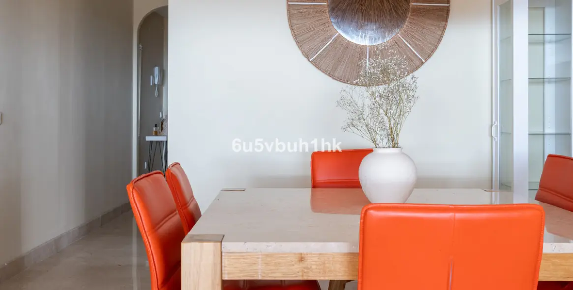 Долгосрочная аренда апартаментов на среднем этаже в Elviria 10