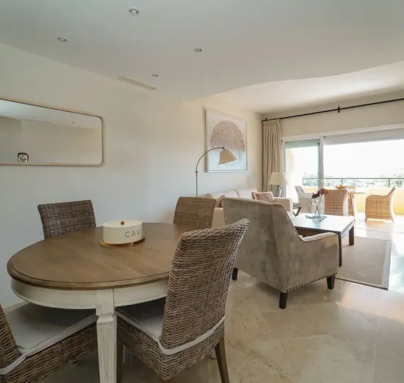 Long-term rent of middle floor apartment in Elviria