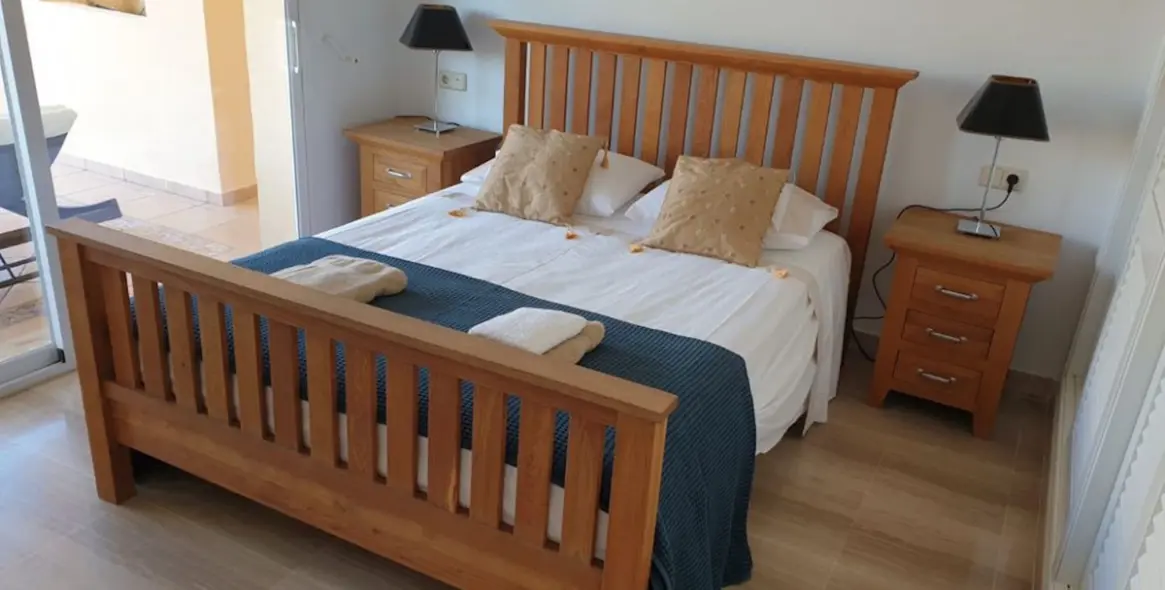 Long-term rent of middle floor apartment in Elviria 5