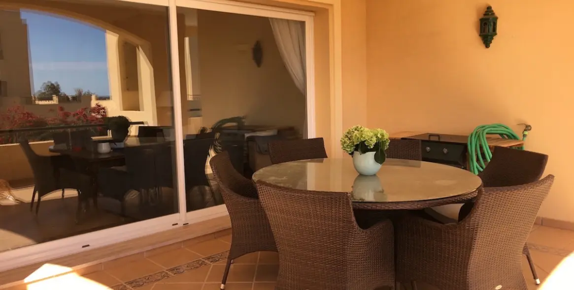 Long-term rent of middle floor apartment in Elviria 11