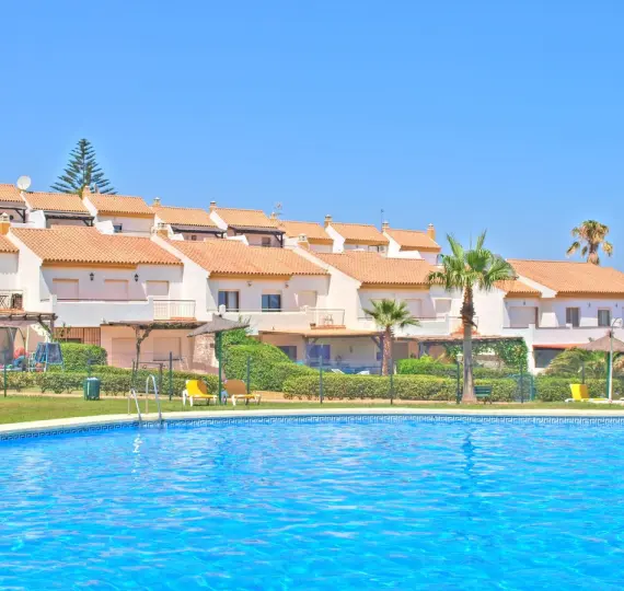 Long-term rent of townhouse in Estepona