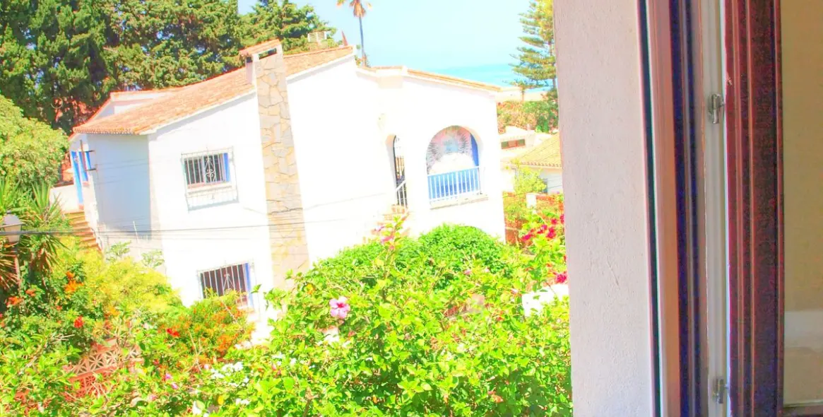 Long-term rent of townhouse in Estepona 11