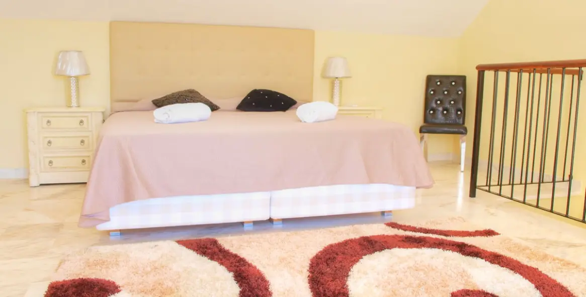 Long-term rent of townhouse in Estepona 18