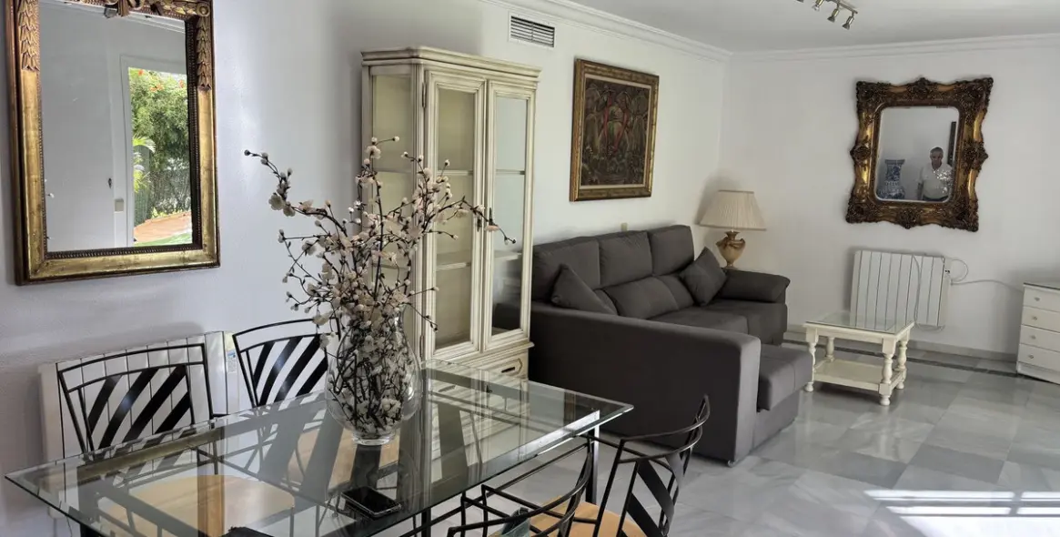 Долгосрочная аренда апартаментов на первом этаже в Marbella (район Marbella) 5