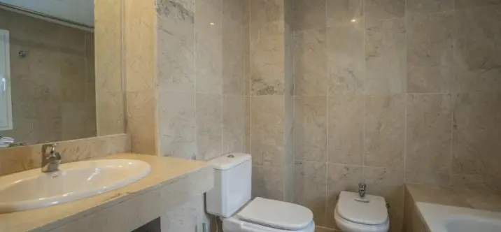 Долгосрочная аренда двухуровневых апартаментов в Nueva Andalucía 3