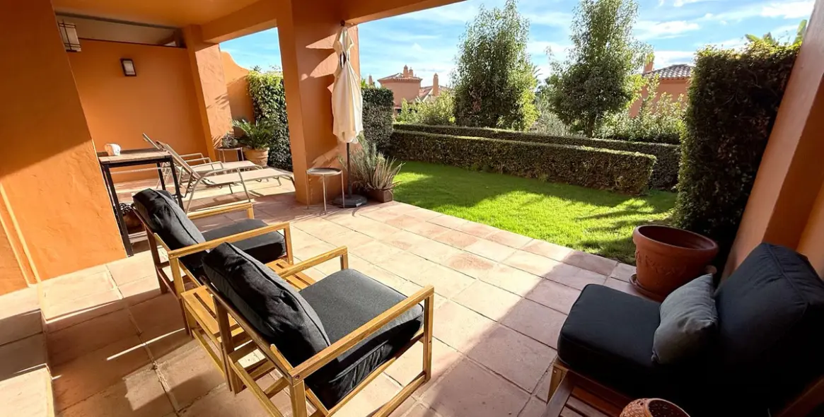 Long-term rent of ground floor apartment in Atalaya 4