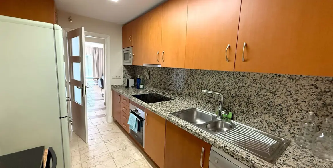 Long-term rent of ground floor apartment in Atalaya 12