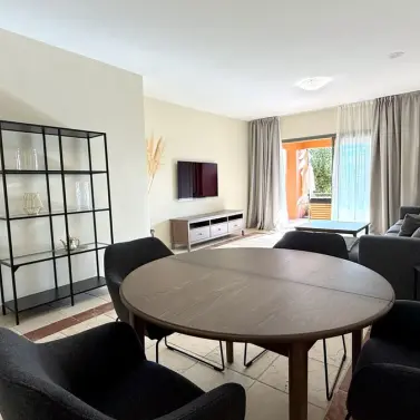 Alquiler a largo plazo de apartamento en planta baja en Atalaya