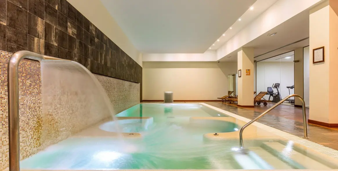 Долгосрочная аренда апартаментов на первом этаже в Atalaya 16