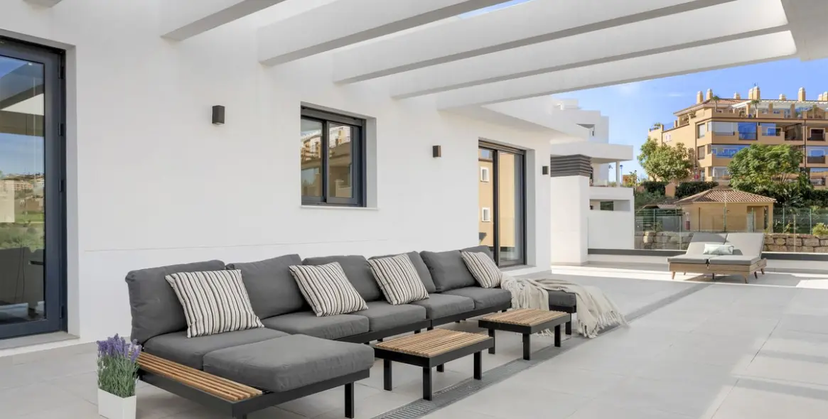 Long-term rent of penthouse in La Cala de Mijas 26