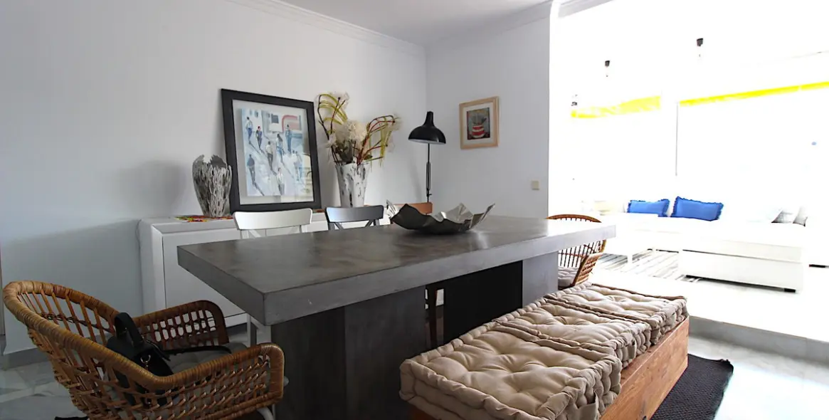 Long-term rent of penthouse in Puerto Banús 10