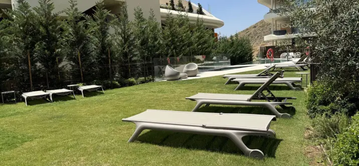 Долгосрочная аренда апартаментов на среднем этаже в Higueron 2