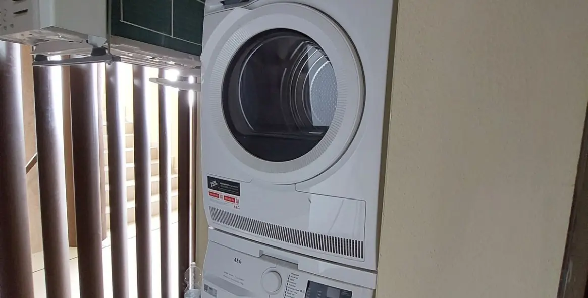 Долгосрочная аренда апартаментов на среднем этаже в Higueron 16