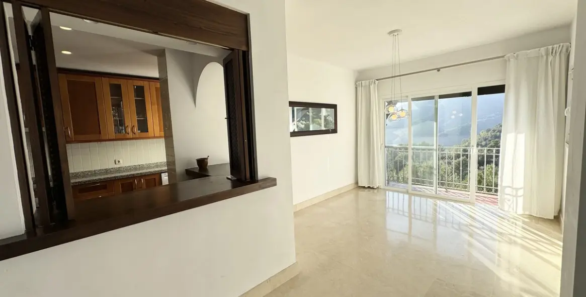 Long-term rent of semi-detached house in Istán 6