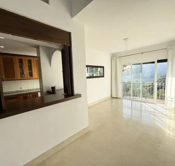 Long-term rent of semi-detached house in Istán